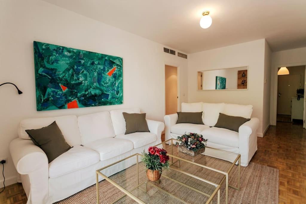 O&L Murillo Bright Apartment - Terrace & Parking Sevilla Buitenkant foto